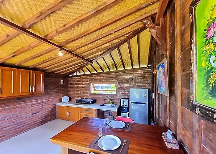 Catu Seririt Hotel Umeanyar