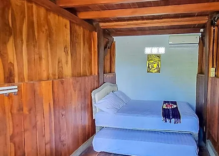 Hotel Catu Seririt